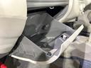 Ｘ　禁煙車　スマートキー　ドラレコ　ＣＤ再生　電動格納ミラー　シートリフター　バニティミラー　エアコン　プライバシーガラス（33枚目）