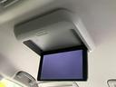 【フリップダウンモニター】大画面モニターで後席でもエンタメをお楽しみいただけます。小さなお子様にも大人気の装備です♪