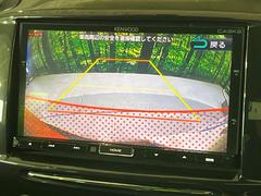 【バックカメラ】駐車時に後方がリアルタイム映像で確認できます。大型商業施設や立体駐車場での駐車時や、夜間のバック時に大活躍！運転スキルに関わらず、今や必須となった装備のひとつです！ 4