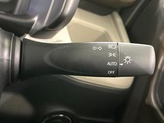 �ڥ����ȥ饤�ȡۼ�������뤵�˱����Ƽ�ư�ǥإåɥ饤�Ȥ��������������Ǥ��뵡ǽ�Ǥ����饤�Ȥ��դ�˺�졦�ä�˺��ʤɤ�̵���ʤꡢ��������ͼ�������Ԥ�¿����ȥ�ͥ��̲���������Ǥ��͢� 5