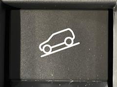 �ڥ�����ҥ륢�����ȡ۵ޤʺ�ƻ�򲼤�Ȥ��˼�ư�ǥ֥졼�������桢�������®�٤��ݤ��ޤ�����ƻ�䰭ϩ�ʤɳ��䤹��ϩ�̤β����Ǥ⥿���䤬���å����ʤ�����¿����ϥ�ɥ����˽���Ǥ��ޤ��� 6