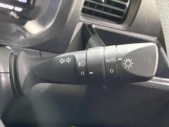 �ڥ����ȥ饤�ȡۼ�������뤵�˱����Ƽ�ư�ǥإåɥ饤�Ȥ��������������Ǥ��뵡ǽ�Ǥ����饤�Ȥ��դ�˺�졦�ä�˺��ʤɤ�̵���ʤꡢ��������ͼ�������Ԥ�¿����ȥ�ͥ��̲���������Ǥ��͢� 6