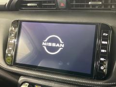 �ڽ��������ʥӡۿ͵��ν����ʥӤ������������ǥ�����ǽ�⽼�¤��Ƥ��ꡢ�£�������������³����Ф������Υ��ޥۤ�ͣУ��ץ쥤�䡼�β��ڤ������ǽ�������α�ž������˳ڤ����ʤ�ޤ����� 4