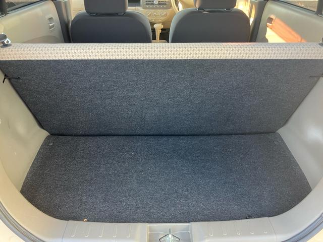 アルト Ｆ　走行３．２万キロ　オートマ　キーレスエントリー　車検令和８年７月　エアコン　パワステ　パワーウインドウ　エアバッグ　２ＷＤ　５ドア　軽自動車（11枚目）