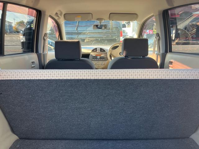 アルト Ｆ　走行３．２万キロ　オートマ　キーレスエントリー　車検令和８年７月　エアコン　パワステ　パワーウインドウ　エアバッグ　２ＷＤ　５ドア　軽自動車（12枚目）