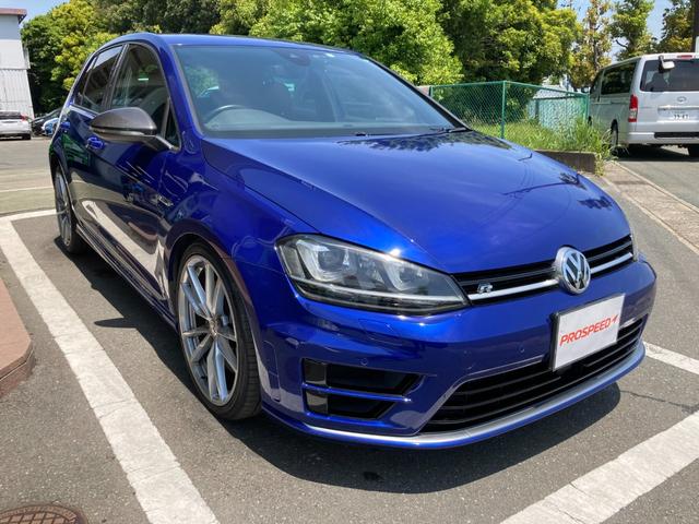 ゴルフＲ カーボンスタイル　冠水歴車ナビＢＴバックカメラＥＴＣカーボンスタイルナパレザーシート１００台限定車カーボンミラー専用レザーシート４ＷＤアダプティブクルコンプリクラッシュブレーキ衝突軽減ブレーキ１９インチアルミ（16枚目）