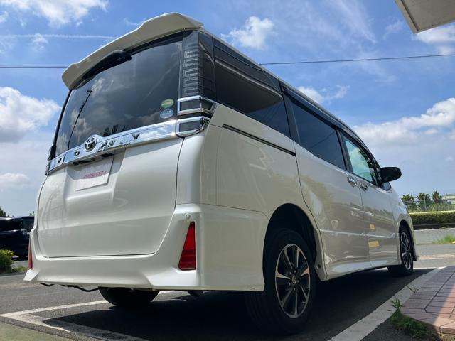 ヴォクシー ＺＳ　煌　冠水歴車４ＷＤＢｔ対応フルセグナビＥＴＣバックカメラ両側電動スライドドアキーレススマートキープッシュスタートダブルエアコン衝突被害軽減システム盗難防止システムＬＥＤヘッドライトクリアランスソナー（12枚目）