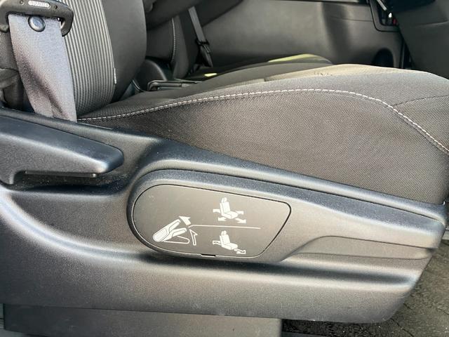 ヴォクシー ＺＳ　煌　冠水歴車４ＷＤＢｔ対応フルセグナビＥＴＣバックカメラ両側電動スライドドアキーレススマートキープッシュスタートダブルエアコン衝突被害軽減システム盗難防止システムＬＥＤヘッドライトクリアランスソナー（44枚目）