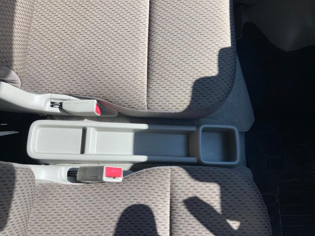 ＮＶ１００クリッパーバン ＤＸ　ＧＬパッケージ　冠水歴車エアコンパワステパワーウィンドキーレスエントリーフル装備４ＡＴプライバシーガラスセキュリティーアラームドアバイザーヘッドライトレベライザーハイルーフ５ドア２／４人乗り（70枚目）