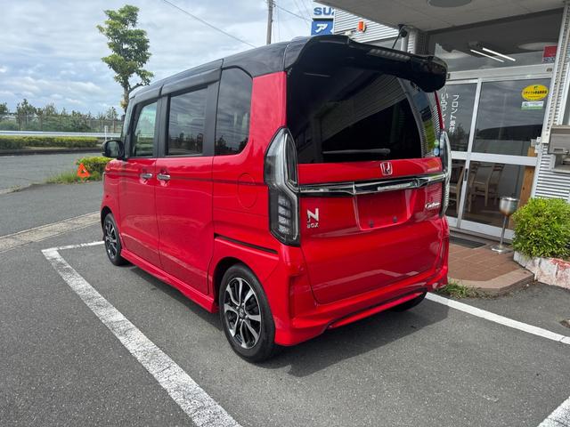 Ｎ－ＢＯＸカスタム Ｇ・Ｌホンダセンシング　雹害車ナビＴＶバックカメラＥＴＣ車載器付ＢＴ対応スマートキーＰスタートイモビ付ホンダセンシング衝突軽減ブレーキ付踏み間違え防止装置白線逸脱警報両側パワスラＬＥＤヘッド前席シートヒーター横滑り防止（5枚目）