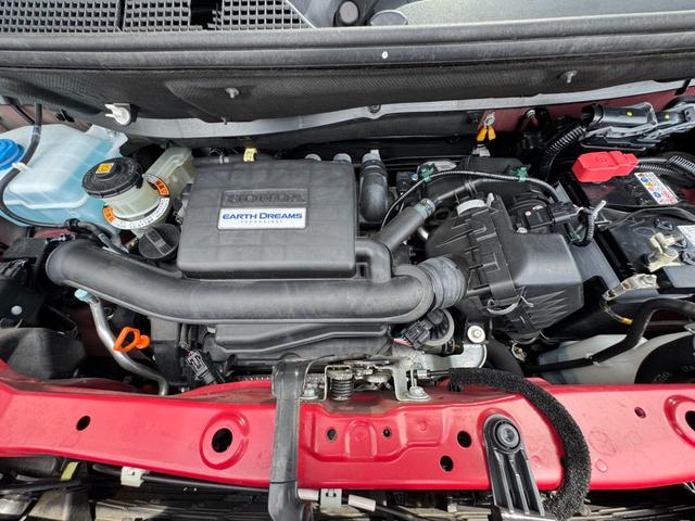 Ｎ－ＢＯＸカスタム Ｇ・Ｌホンダセンシング　雹害車ナビＴＶバックカメラＥＴＣ車載器付ＢＴ対応スマートキーＰスタートイモビ付ホンダセンシング衝突軽減ブレーキ付踏み間違え防止装置白線逸脱警報両側パワスラＬＥＤヘッド前席シートヒーター横滑り防止（18枚目）