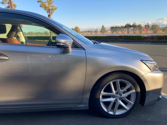 ＣＴ ＣＴ２００ｈ　バージョンＣ　冠水歴車ナビＴＶバックカメラＢＴ対応セーフティセンス衝突軽減ブレーキクルーズコントロール付ＥＴＣ２．０スマートキーＰスタート前席シートヒーターハイブリッド車ＬＥＤヘッドオートマチックハイビーム（6枚目）