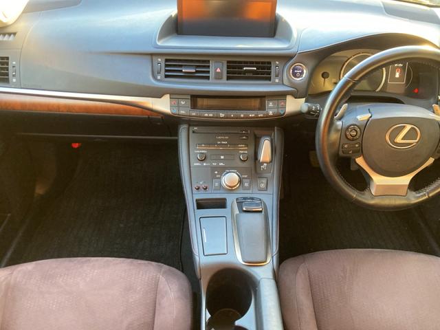ＣＴ ＣＴ２００ｈ　バージョンＣ　冠水歴車ナビＴＶバックカメラＢＴ対応セーフティセンス衝突軽減ブレーキクルーズコントロール付ＥＴＣ２．０スマートキーＰスタート前席シートヒーターハイブリッド車ＬＥＤヘッドオートマチックハイビーム（64枚目）