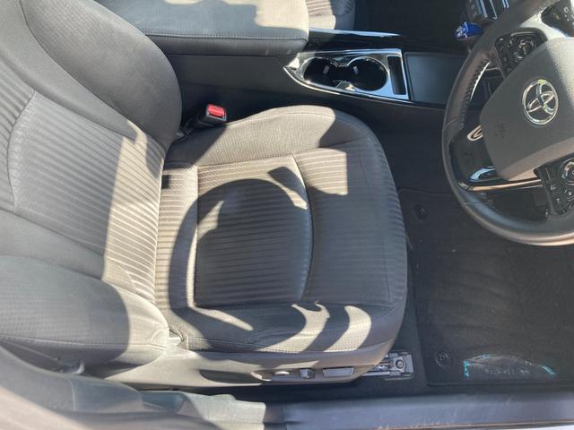 プリウス Ａ　冠水歴車ナビＴＶＢＴオーディオ対応バックカメラＥＴＣセーフティセンス衝突軽減ブレーキレーダークルコン衝突軽減ブレーキ踏み間違え防止装置ヘッドアップディスプレイオートマチックハイビームハイブリッド（33枚目）