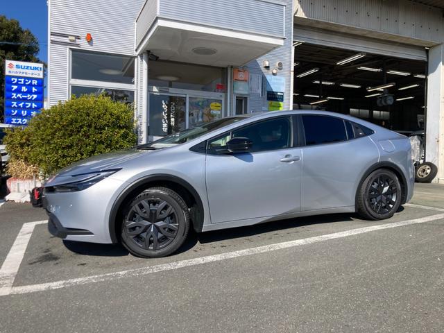 プリウス Ｘ　冠水歴車ナビＴＶＢＴオーディオ対応バックカメラセーフティセンス衝突軽減ブレーキレーダークルーズコントロールプリクラッシュセーフティー踏み間違え防止ハイブリッド車ドライブレコーダーＥＴＣ車載器（2枚目）