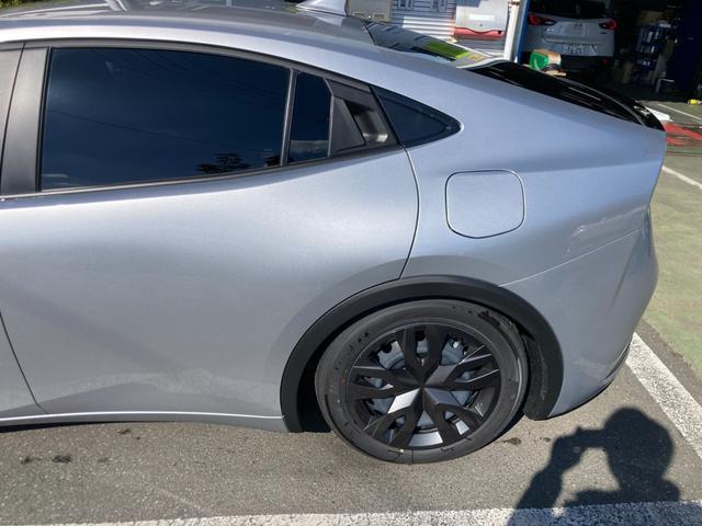 プリウス Ｘ　冠水歴車ナビＴＶＢＴオーディオ対応バックカメラセーフティセンス衝突軽減ブレーキレーダークルーズコントロールプリクラッシュセーフティー踏み間違え防止ハイブリッド車ドライブレコーダーＥＴＣ車載器（22枚目）