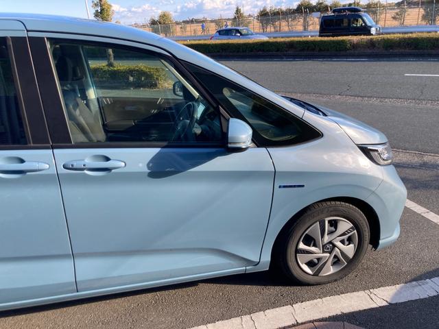 フリードハイブリッド ハイブリッド・Ｇホンダセンシング　冠水歴車ナビＴＶバックカメラＥＴＣＢＴ対応禁煙車センシング衝突軽減ブレーキ踏み間違え防止アダプティブクルコン両側パワスラスマートキーＣパッケージＬＥＤヘッドカーテンエアバッグオートリトラミラー（7枚目）