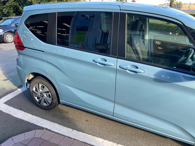フリードハイブリッド ハイブリッド・Ｇホンダセンシング　冠水歴車ナビＴＶバックカメラＥＴＣＢＴ対応禁煙車センシング衝突軽減ブレーキ踏み間違え防止アダプティブクルコン両側パワスラスマートキーＣパッケージＬＥＤヘッドカーテンエアバッグオートリトラミラー（8枚目）