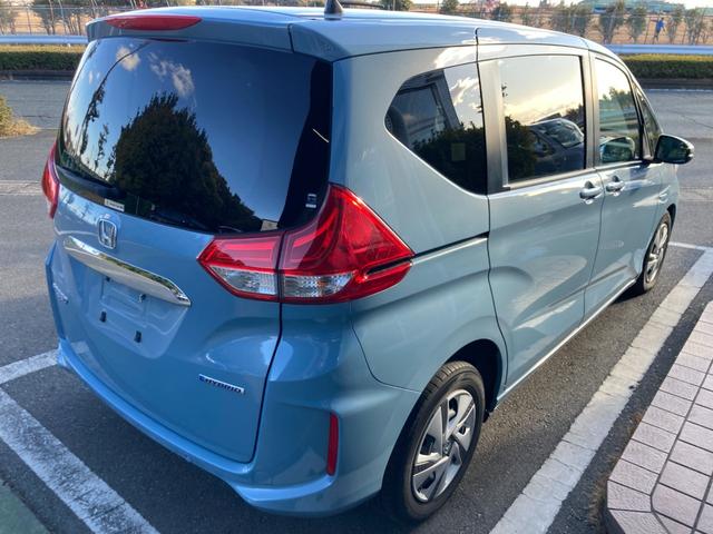 フリードハイブリッド ハイブリッド・Ｇホンダセンシング　冠水歴車ナビＴＶバックカメラＥＴＣＢＴ対応禁煙車センシング衝突軽減ブレーキ踏み間違え防止アダプティブクルコン両側パワスラスマートキーＣパッケージＬＥＤヘッドカーテンエアバッグオートリトラミラー（10枚目）