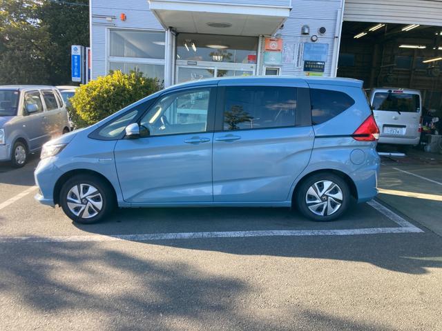 フリードハイブリッド ハイブリッド・Ｇホンダセンシング　冠水歴車ナビＴＶバックカメラＥＴＣＢＴ対応禁煙車センシング衝突軽減ブレーキ踏み間違え防止アダプティブクルコン両側パワスラスマートキーＣパッケージＬＥＤヘッドカーテンエアバッグオートリトラミラー（15枚目）