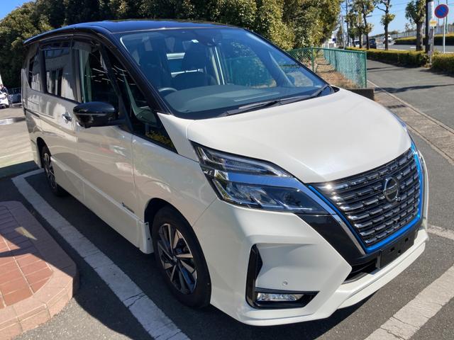 セレナ ｅ－パワー　ハイウェイスターＶ　冠水歴車ナビＴＶ全方位モニターリヤフリップダウンモニター両側パワースライドドアプロパイロットスマートキーエマージェンシーブレーキ踏み間違え防止禁煙車ＥＴＣ車載器両側パワスラセーフティパックＡ（5枚目）