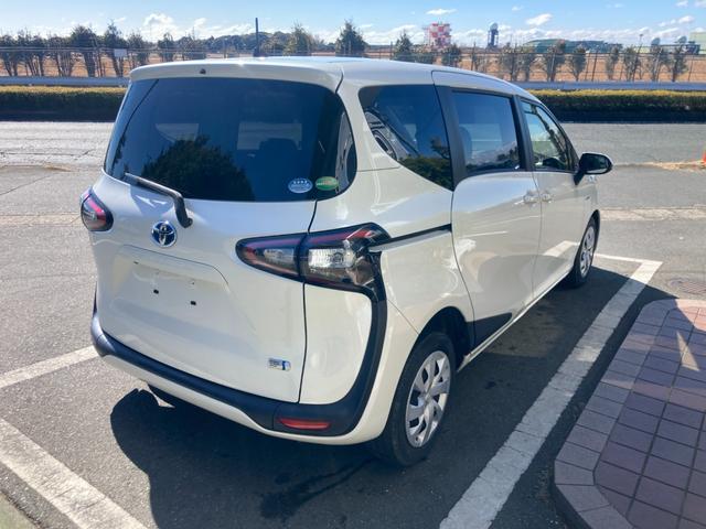 シエンタ ハイブリッドＧ　冠水歴車セーフティセンス衝突軽減ブレーキ付スマートキーＰスタートイモビライザー付ハイブリッド車両側パワースライドドアホワイトパールＥＴＣ車載器禁煙車オートマチックハイビームステアリングスイッチ（10枚目）