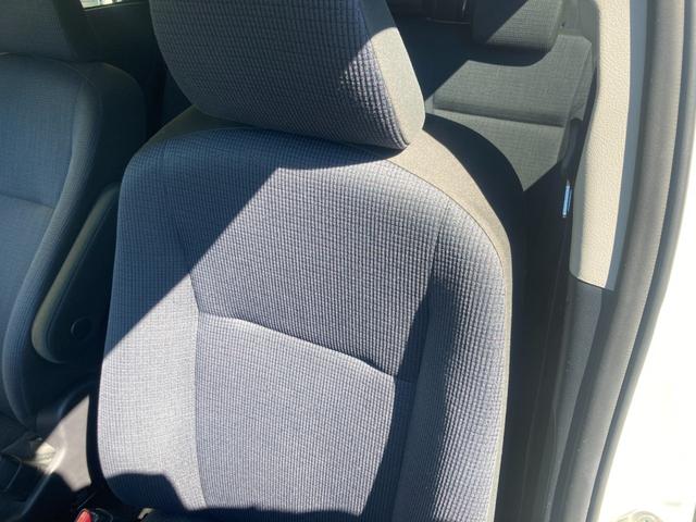 シエンタ ハイブリッドＧ　冠水歴車セーフティセンス衝突軽減ブレーキ付スマートキーＰスタートイモビライザー付ハイブリッド車両側パワースライドドアホワイトパールＥＴＣ車載器禁煙車オートマチックハイビームステアリングスイッチ（39枚目）