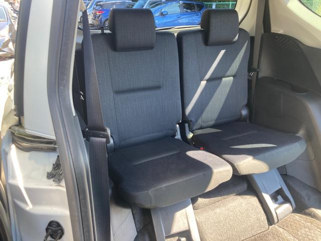 シエンタ ハイブリッドＧ　冠水歴車セーフティセンス衝突軽減ブレーキ付スマートキーＰスタートイモビライザー付ハイブリッド車両側パワースライドドアホワイトパールＥＴＣ車載器禁煙車オートマチックハイビームステアリングスイッチ（50枚目）