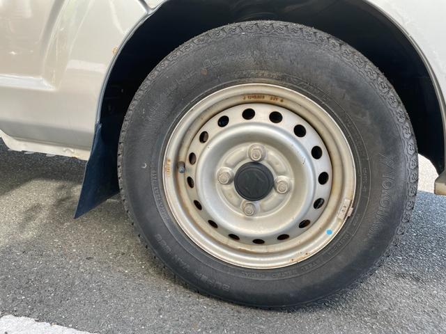 キャリイトラック ＫＣエアコン・パワステ　冠水歴車エアコンパワステ付最大積載３５０ｋｇ２ＷＤ５ＭＴ三方開き禁煙荷台内寸長さ２０１ｃｍ幅１４２ｃｍ煽り高２９ｃｍ床面地上高６３ｃｍヘッドライトレベライザーラジオ付（34枚目）
