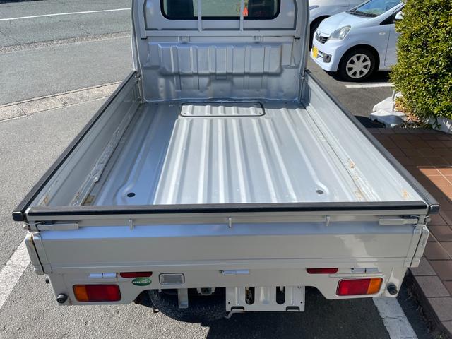 キャリイトラック ＫＣエアコン・パワステ　冠水歴車エアコンパワステ付最大積載３５０ｋｇ２ＷＤ５ＭＴ三方開き禁煙荷台内寸長さ２０１ｃｍ幅１４２ｃｍ煽り高２９ｃｍ床面地上高６３ｃｍヘッドライトレベライザーラジオ付（35枚目）