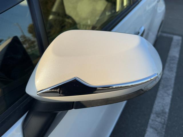 アクア Ｚ　冠水歴車ナビバックカメラセーフティセンス衝突軽減ブレーキ付踏み間違え防止ＥＴＣ車載器ステアリングヒーターオートマチックハイビーム前席シートヒーター禁煙車フルエアロスマートキー２本Ｐスタート（30枚目）