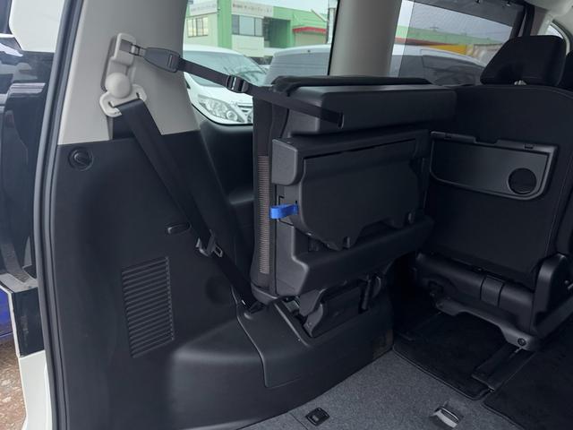 セレナ ｅ－パワー　ハイウェイスターＶ　冠水歴車ナビＴＶバックカメラ全方位モニターＥＴＣ車載器リヤフリップダウンモニター両側パワースライドドアスマートキーＰスタートイモエマージェンシーブレーキ踏み間違え防止セーフティパックＡ禁煙車（76枚目）
