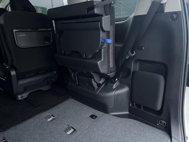 セレナ ｅ－パワー　ハイウェイスターＶ　冠水歴車ナビＴＶバックカメラ全方位モニターＥＴＣ車載器リヤフリップダウンモニター両側パワースライドドアスマートキーＰスタートイモエマージェンシーブレーキ踏み間違え防止セーフティパックＡ禁煙車（77枚目）