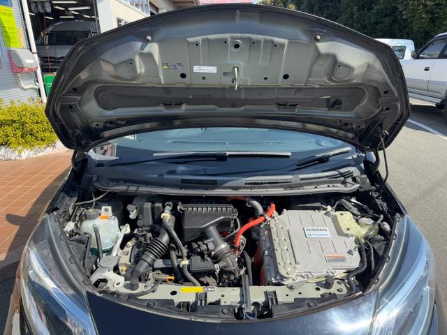 ノート ｅ－パワーニスモ　冠水歴車ナビＴＶバックカメラ全方位モニターＢＴオーディオ対応エマージェンシーブレーキ衝突軽減ブレーキ横滑り防止装置白線逸脱警報スマートキーＰスタートイモビライザー禁煙車プライバシーガラスリヤスポ（15枚目）