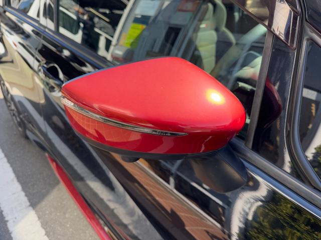 ノート ｅ－パワーニスモ　冠水歴車ナビＴＶバックカメラ全方位モニターＢＴオーディオ対応エマージェンシーブレーキ衝突軽減ブレーキ横滑り防止装置白線逸脱警報スマートキーＰスタートイモビライザー禁煙車プライバシーガラスリヤスポ（29枚目）