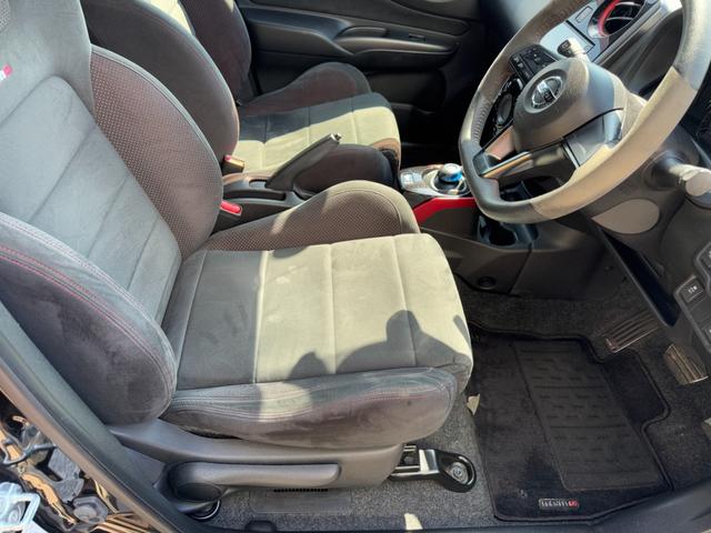 ノート ｅ－パワーニスモ　冠水歴車ナビＴＶバックカメラ全方位モニターＢＴオーディオ対応エマージェンシーブレーキ衝突軽減ブレーキ横滑り防止装置白線逸脱警報スマートキーＰスタートイモビライザー禁煙車プライバシーガラスリヤスポ（40枚目）
