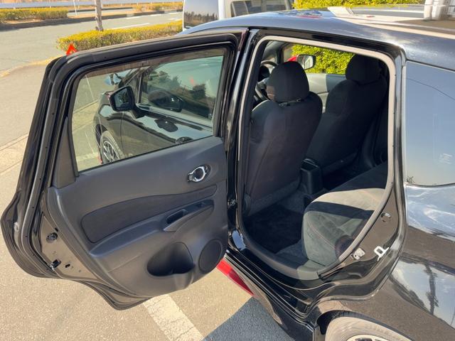 ノート ｅ－パワーニスモ　冠水歴車ナビＴＶバックカメラ全方位モニターＢＴオーディオ対応エマージェンシーブレーキ衝突軽減ブレーキ横滑り防止装置白線逸脱警報スマートキーＰスタートイモビライザー禁煙車プライバシーガラスリヤスポ（67枚目）