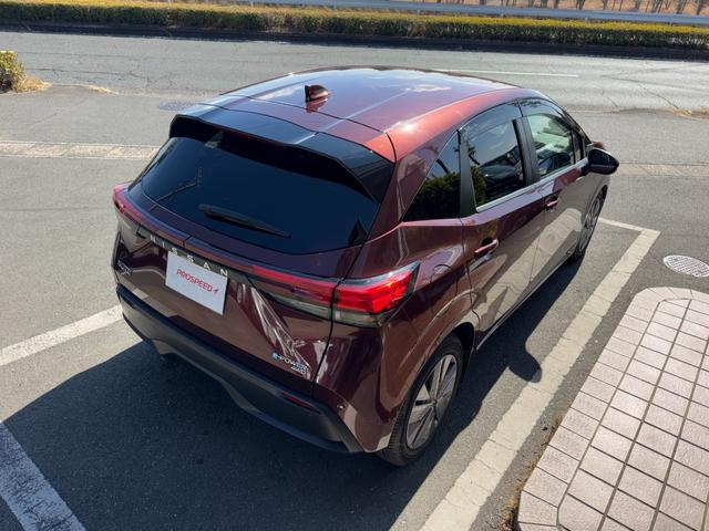 ノート Ｘ　ＦＯＵＲ　冠水歴車４ＷＤナビアラウンドビューモニターＥＴＣ車載器エマージェンシーブレーキ衝突軽減ブレーキ踏み間違え防止ブラインドスポットモニターステアリングヒーター禁煙リヤクロストラフィックアラート（11枚目）