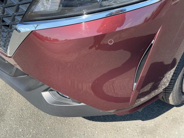 ノート Ｘ　ＦＯＵＲ　冠水歴車４ＷＤナビアラウンドビューモニターＥＴＣ車載器エマージェンシーブレーキ衝突軽減ブレーキ踏み間違え防止ブラインドスポットモニターステアリングヒーター禁煙リヤクロストラフィックアラート（23枚目）