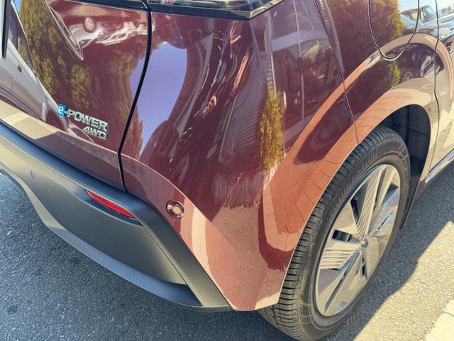 ノート Ｘ　ＦＯＵＲ　冠水歴車４ＷＤナビアラウンドビューモニターＥＴＣ車載器エマージェンシーブレーキ衝突軽減ブレーキ踏み間違え防止ブラインドスポットモニターステアリングヒーター禁煙リヤクロストラフィックアラート（27枚目）