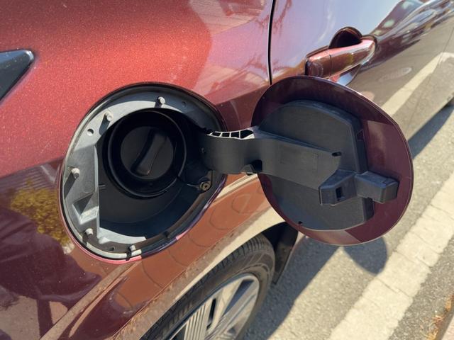 ノート Ｘ　ＦＯＵＲ　冠水歴車４ＷＤナビアラウンドビューモニターＥＴＣ車載器エマージェンシーブレーキ衝突軽減ブレーキ踏み間違え防止ブラインドスポットモニターステアリングヒーター禁煙リヤクロストラフィックアラート（31枚目）