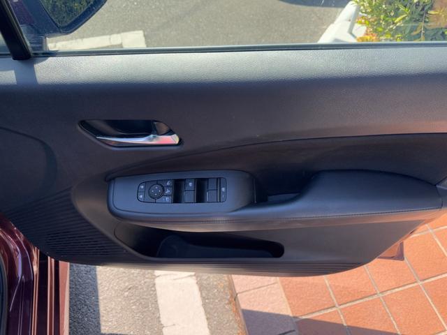 ノート Ｘ　ＦＯＵＲ　冠水歴車４ＷＤナビアラウンドビューモニターＥＴＣ車載器エマージェンシーブレーキ衝突軽減ブレーキ踏み間違え防止ブラインドスポットモニターステアリングヒーター禁煙リヤクロストラフィックアラート（37枚目）