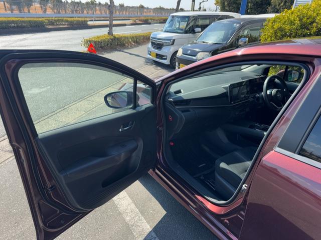 ノート Ｘ　ＦＯＵＲ　冠水歴車４ＷＤナビアラウンドビューモニターＥＴＣ車載器エマージェンシーブレーキ衝突軽減ブレーキ踏み間違え防止ブラインドスポットモニターステアリングヒーター禁煙リヤクロストラフィックアラート（40枚目）