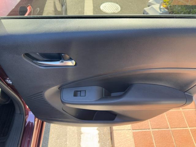 ノート Ｘ　ＦＯＵＲ　冠水歴車４ＷＤナビアラウンドビューモニターＥＴＣ車載器エマージェンシーブレーキ衝突軽減ブレーキ踏み間違え防止ブラインドスポットモニターステアリングヒーター禁煙リヤクロストラフィックアラート（71枚目）
