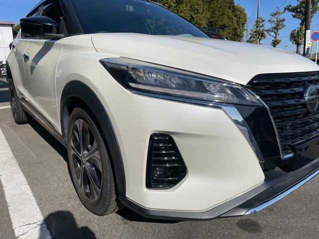 キックス Ｘ　冠水歴車ナビＴＶバックカメラ全方位モニターＥＴＣ車載器ＣＤＤＶＤ再生ＢＴオーディオ対応禁煙車前席シートヒーターエマージェンシーブレーキサポート衝突軽減ブレーキ付踏み間違え防止ステアリングヒーター（19枚目）