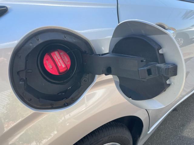 オーラ Ｇ　ＦＯＵＲ　レザーエディション　冠水歴車ナビＴＶアラウンドビューモニタープロパイロットＢＯＳＥサウンドＥＴＣ２．０禁煙車４ＷＤ寒冷地仕様前席シートヒーターステアリングヒーターエマージェンシーブレーキ衝突軽減ブレーキ踏み間違防止（31枚目）