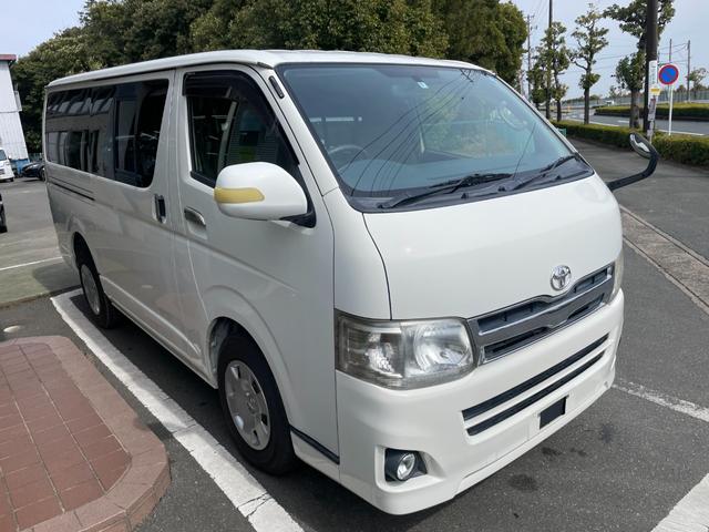 ハイエースバン ＤＸ　ＧＬパッケージ　ナビバックカメラＥＴＣ車載器５ドアロング３／６人乗り低床オートマガソリン車エアコンパワステパワーウィンドキーレスエントリーフル装備ヘッドライトレベライザー衝突安全ボディーフォグ電格ミラＧＬパッケージ白（6枚目）