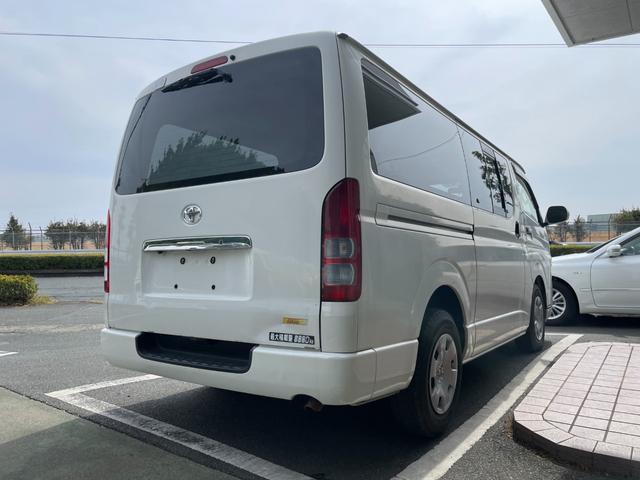 ハイエースバン ＤＸ　ＧＬパッケージ　ナビバックカメラＥＴＣ車載器５ドアロング３／６人乗り低床オートマガソリン車エアコンパワステパワーウィンドキーレスエントリーフル装備ヘッドライトレベライザー衝突安全ボディーフォグ電格ミラＧＬパッケージ白（9枚目）