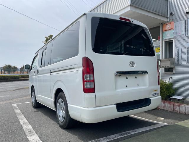 ハイエースバン ＤＸ　ＧＬパッケージ　ナビバックカメラＥＴＣ車載器５ドアロング３／６人乗り低床オートマガソリン車エアコンパワステパワーウィンドキーレスエントリーフル装備ヘッドライトレベライザー衝突安全ボディーフォグ電格ミラＧＬパッケージ白（13枚目）