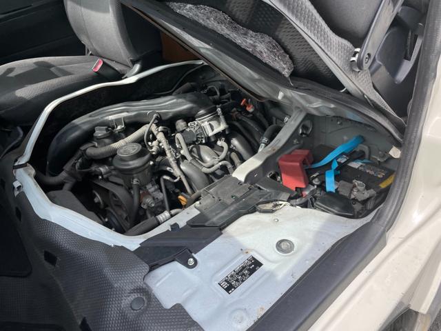 ハイエースバン ＤＸ　ＧＬパッケージ　ナビバックカメラＥＴＣ車載器５ドアロング３／６人乗り低床オートマガソリン車エアコンパワステパワーウィンドキーレスエントリーフル装備ヘッドライトレベライザー衝突安全ボディーフォグ電格ミラＧＬパッケージ白（33枚目）